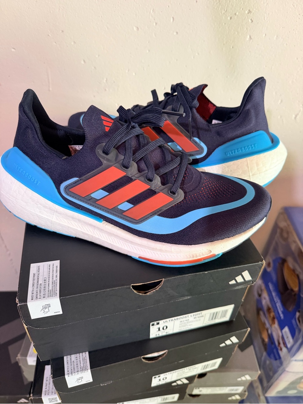 adidas ultraboost light
